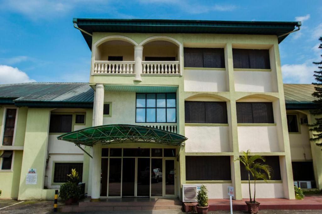 Eemjm Hotels And Suites Limited Uyo Exterior foto