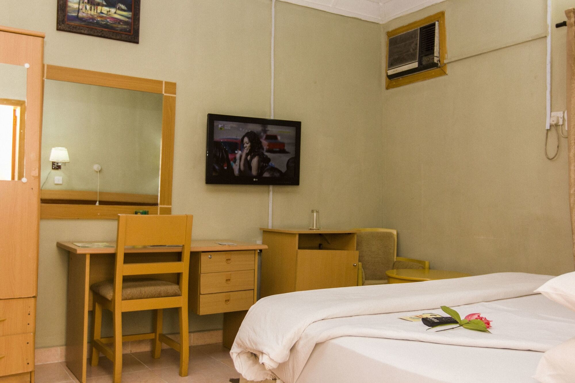 Eemjm Hotels And Suites Limited Uyo Exterior foto